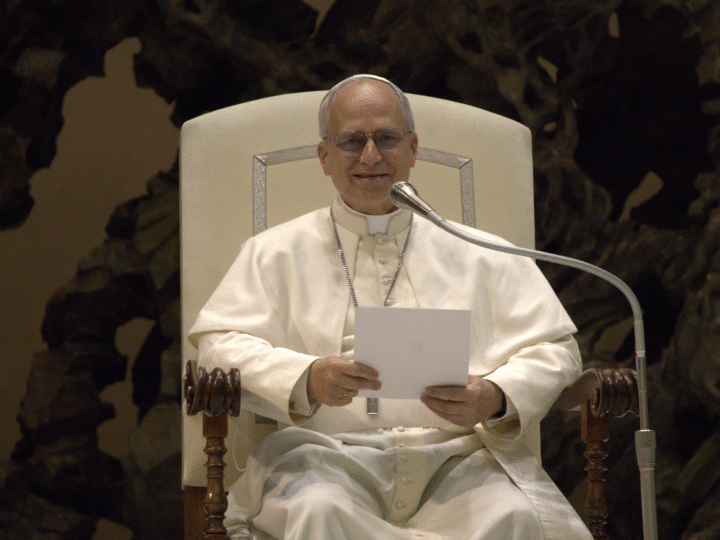 Papa alerta para riscos da IA